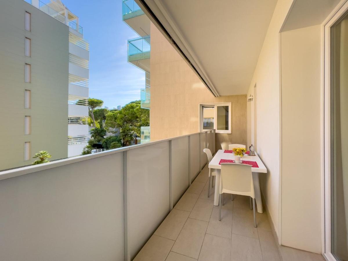 Apartment Fiore-1 By Interhome Lignano Sabbiadoro Exteriör bild