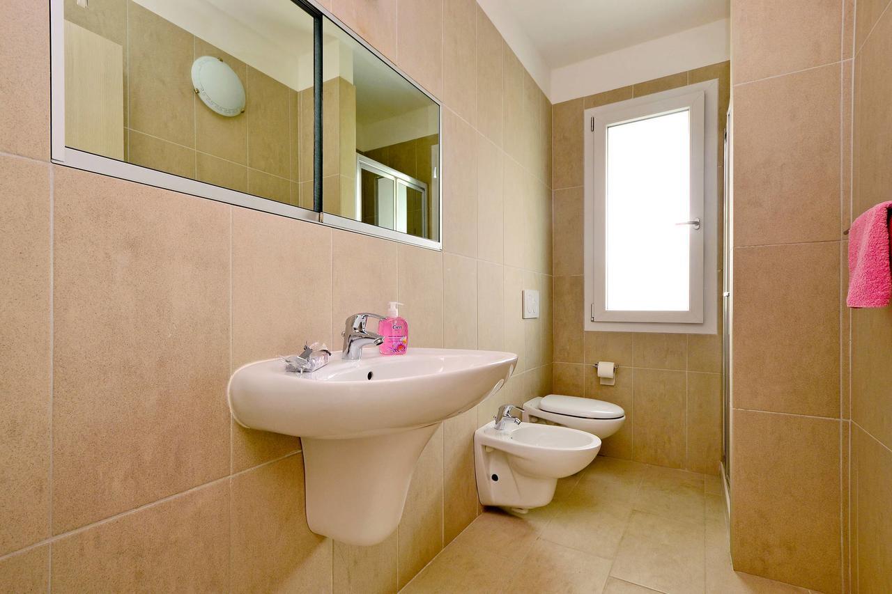 Apartment Fiore-1 By Interhome Lignano Sabbiadoro Exteriör bild